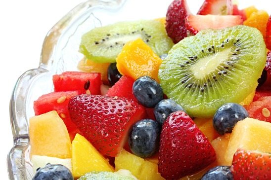 Como Fazer Salada de Frutas: 3 Receitas e Modos de Preparo